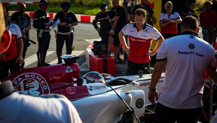 F1 Milan Festival 2018: la Formula Uno con Sauber Alfa Romeo nella capitale lombarda - Foto 30 di 33
