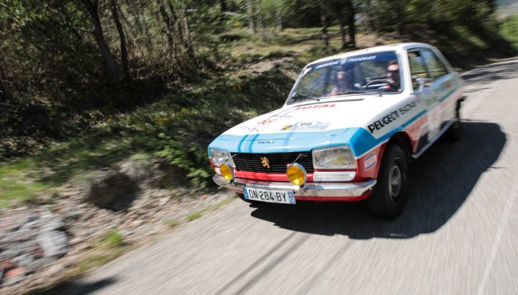3 Peugeot al traguardo del Tour Auto 2018 a Nizza - Foto 3 di 17