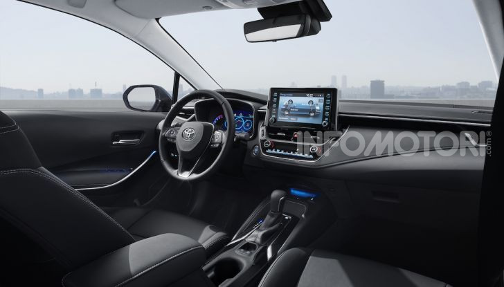 Una Toyota Corolla Full Hybrid per la Presidenza del Consiglio - Foto 23 di 27