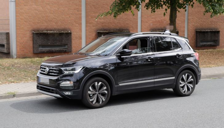 Volkswagen T-Cross First Edition: il City SUV compatto e funzionale - Foto 5 di 12