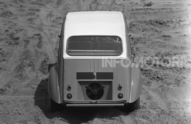 La Citroën 2CV versione 4×4 - Foto 13 di 17