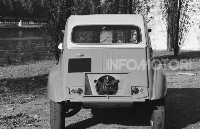 La Citroën 2CV versione 4×4 - Foto 4 di 17