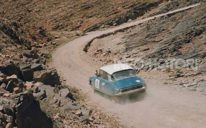 DS 21 al Rally del Marocco: arrivo a Marrakech - Foto 2 di 2