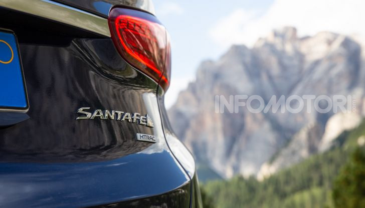 Prova nuova Hyundai Santa Fe 2018: il SUV con 4×4, 7 posti e 200CV - Foto 14 di 24