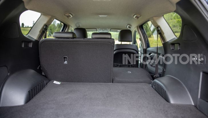 Prova nuova Hyundai Santa Fe 2018: il SUV con 4×4, 7 posti e 200CV - Foto 23 di 24