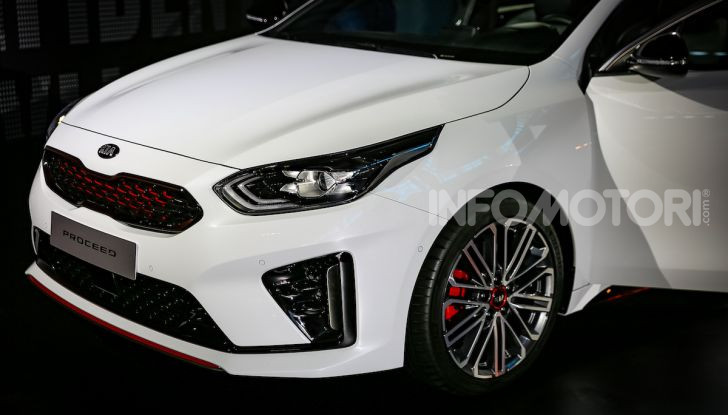 KIA ProCeed 2018, la nuova Shooting Brake Made in Europe - Foto 13 di 17