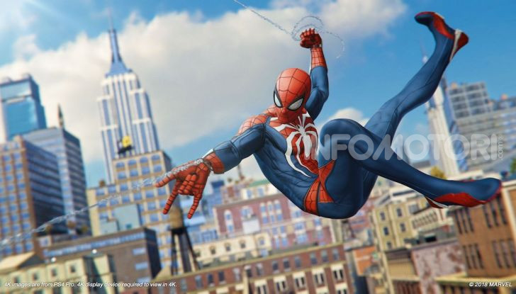 Spider-Man per PS4 a Milano: l’eroe Marvel salva un bus in Darsena - Foto 4 di 11