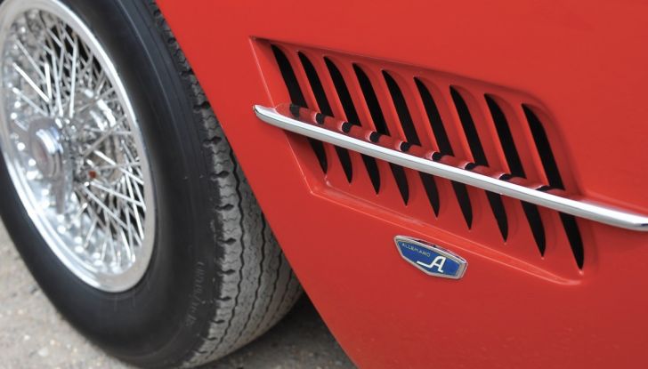 Maserati 5000 Allemano, da Little Tony agli Eagles per 1,3 milioni di Euro - Foto 11 di 17