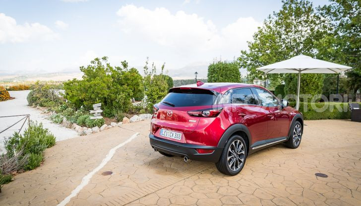 Prova nuova Mazda CX-3 2018: Stile, Diesel e guida sportiva! - Foto 8 di 37