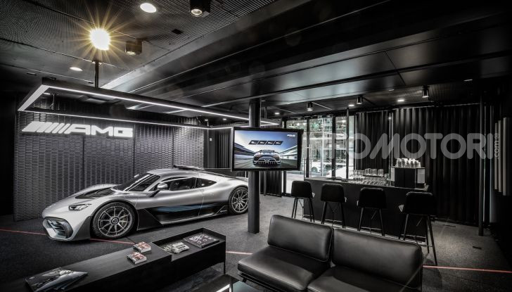Mercedes-AMG ONE: La Hypercar da 1.000CV con motore da Formula 1 - Foto 4 di 7