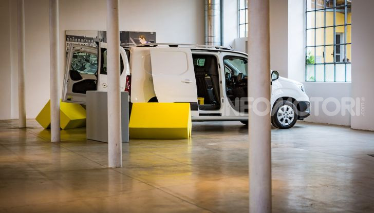 Opel Combo Life: tecnologia, sicurezza e spazio in abbondanza - Foto 13 di 37