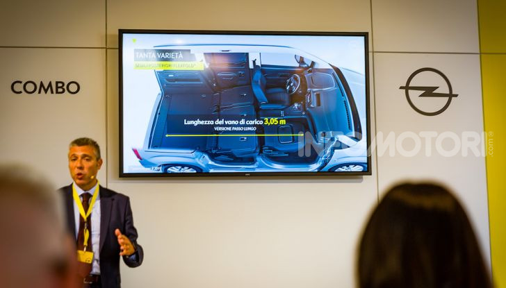 Opel Combo Life: tecnologia, sicurezza e spazio in abbondanza - Foto 17 di 37