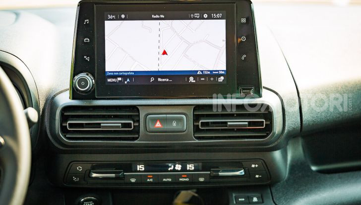 Opel Combo Life: tecnologia, sicurezza e spazio in abbondanza - Foto 28 di 37