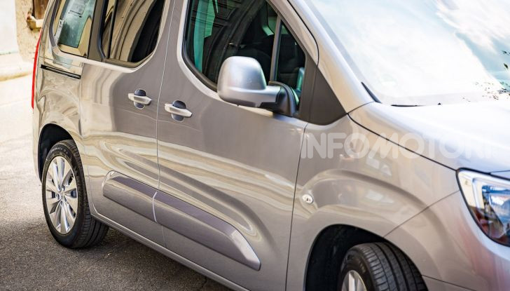Opel Combo Life: tecnologia, sicurezza e spazio in abbondanza - Foto 36 di 37