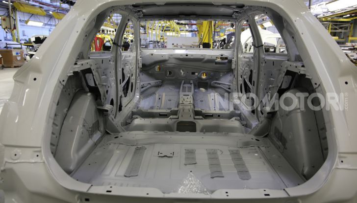 Blocco del traffico a Milano: la soluzione sono le elettriche e ibride plug-in - Foto 5 di 7