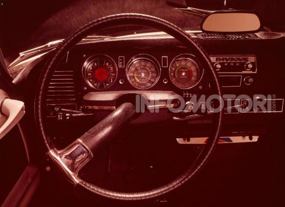 DS all’origine dell’avanguardia: fibre ottiche nel cruscotto - Foto 4 di 4