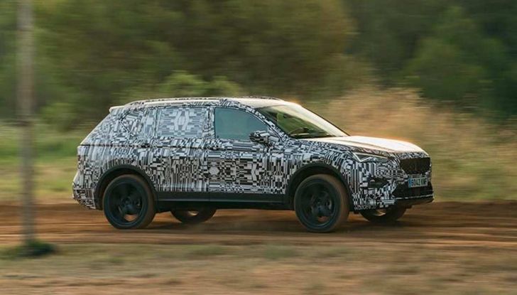 Seat Tarraco, test su strada in vista del debutto - Foto 1 di 7