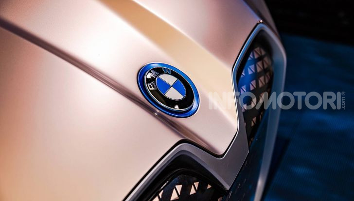 BMW i4 nel 2021 cerca di sfidare Tesla Model 3 e Model Y - Foto 11 di 14