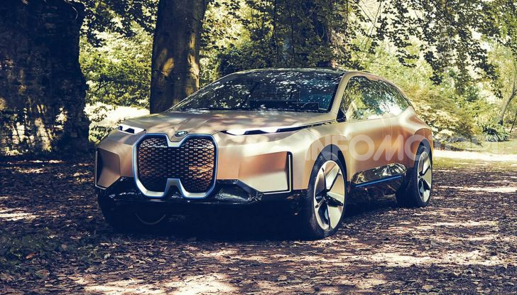 BMW i4 nel 2021 cerca di sfidare Tesla Model 3 e Model Y - Foto 9 di 14