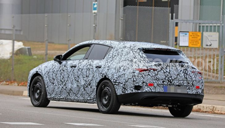 Mercedes Benz CLA Shooting Brake 2020 prime informazioni tecniche - Foto 9 di 9