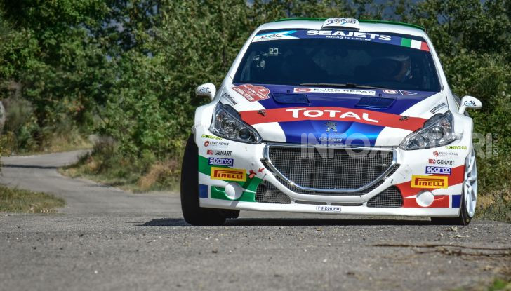 36° Rally Due Valli – Paolo Andreucci deve puntare in alto con la sua Peugeot 208 T16 - Foto 1 di 3