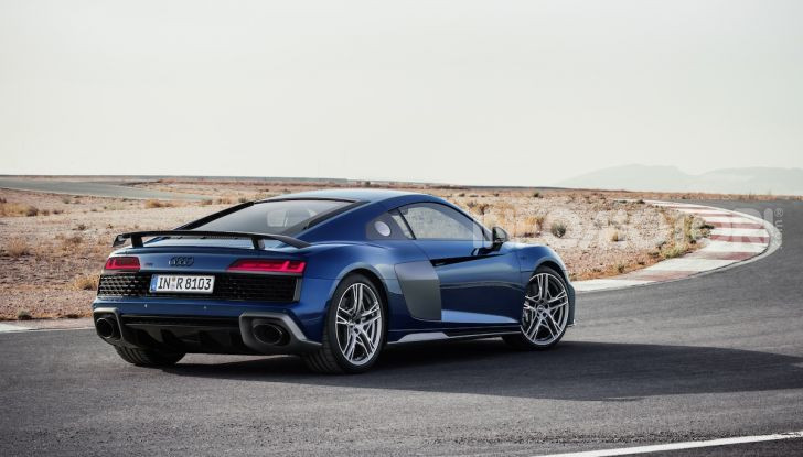 Nuova Audi R8 2019 Coupé e Spider: il V10 aspirato arriva a 620CV - Foto 7 di 30