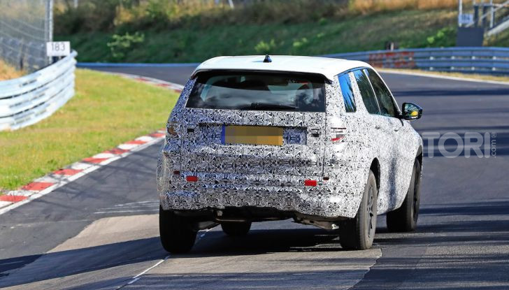 Land Rover Discovery Sport 2020: facelift ibrido ad alta tecnologia - Foto 20 di 29
