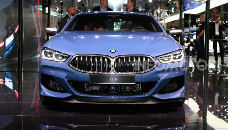 BMW Serie 8 Coupè 2018 al debutto con 530 CV - Foto 2 di 36