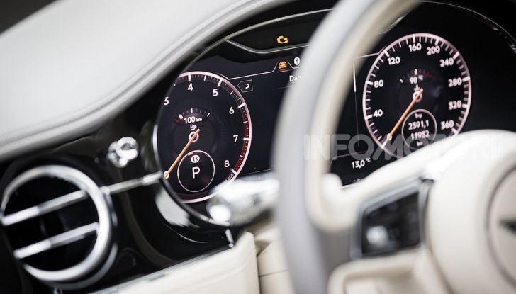 Nuova Bentley Continental GT 2018: la prova della Gran Turismo perfetta - Foto 45 di 48