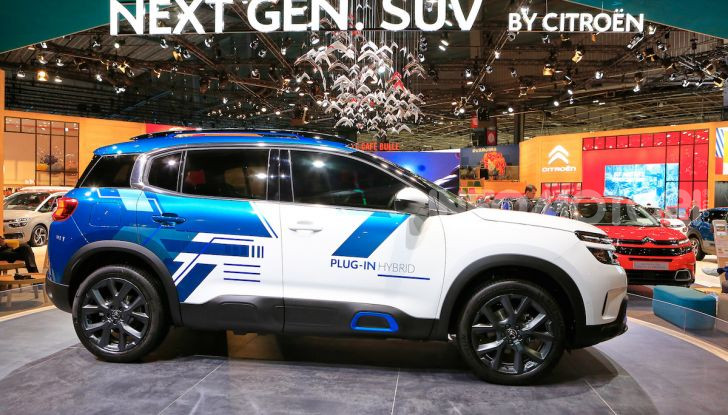 Citroen C5 Aircross Hybrid, debutta la concept ibrida - Foto 7 di 11