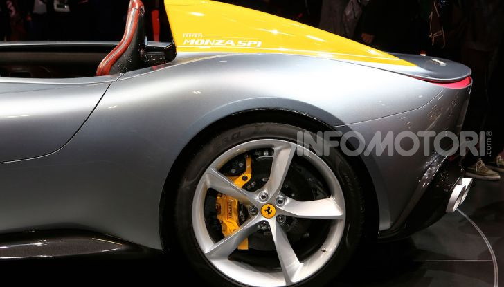 Ferrari Monza SP1 e SP2, nasce la serie limitata Icona - Foto 9 di 21