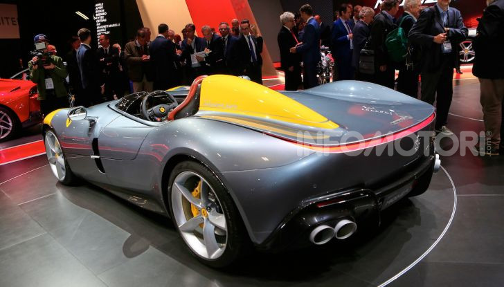 Ferrari Monza SP1 e SP2, nasce la serie limitata Icona - Foto 10 di 21