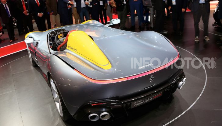 Ferrari Monza SP1 e SP2, nasce la serie limitata Icona - Foto 5 di 21