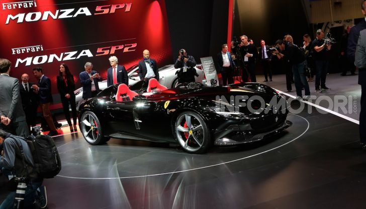 Ferrari Monza SP1 e SP2, nasce la serie limitata Icona - Foto 14 di 21