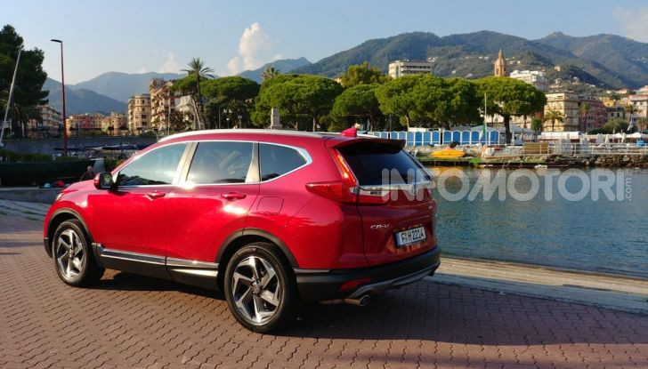 Nuova Honda CR-V 2018, la prova del SUV nipponico con motore V-TEC - Foto 6 di 27