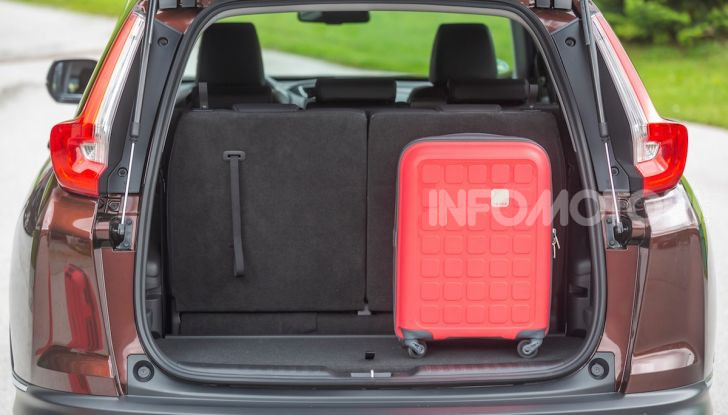 Nuova Honda CR-V 2018, la prova del SUV nipponico con motore V-TEC - Foto 13 di 27