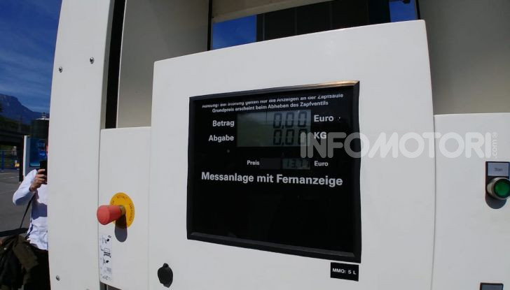 Hyundai Nexo da record: 778 km con un pieno di idrogeno - Foto 5 di 9