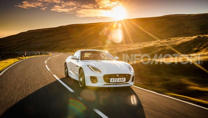 Jaguar F-Type Chequered Flag Limited Edition - Foto 5 di 10