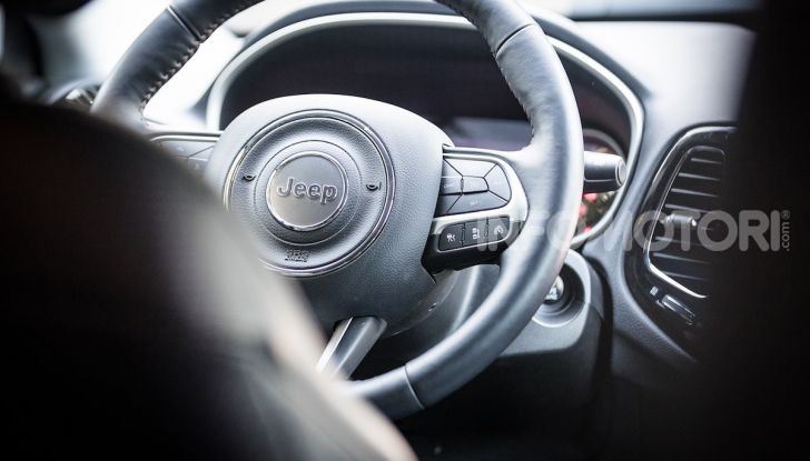 Jeep Compass 122, serie speciale che celebra la Juventus - Foto 10 di 33