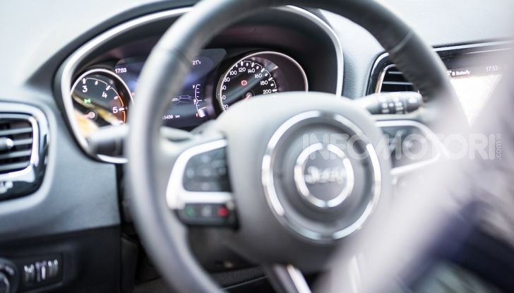 Jeep Compass 122, serie speciale che celebra la Juventus - Foto 20 di 33