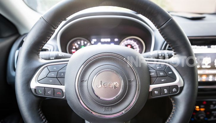 Jeep Compass 122, serie speciale che celebra la Juventus - Foto 26 di 33