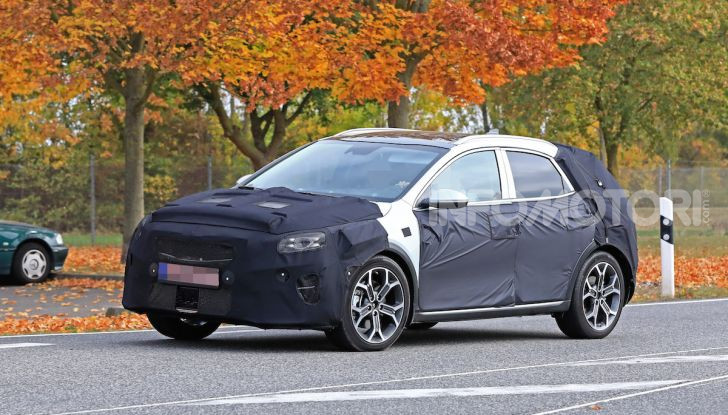 Kia Ceed SUV 2020: il terzo elemento tra Stonic e Sportage - Foto 8 di 31