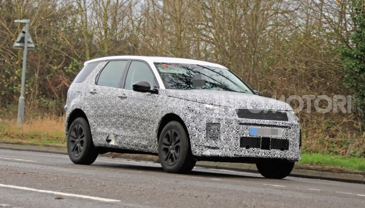 Land Rover Discovery Sport 2020: facelift ibrido ad alta tecnologia - Foto 15 di 29