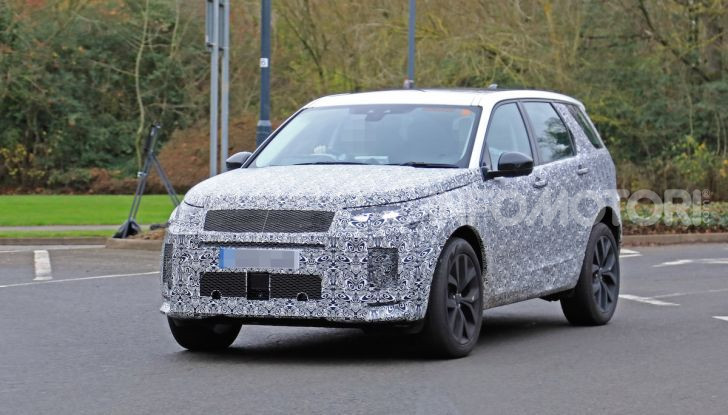Land Rover Discovery Sport 2020: facelift ibrido ad alta tecnologia - Foto 25 di 29