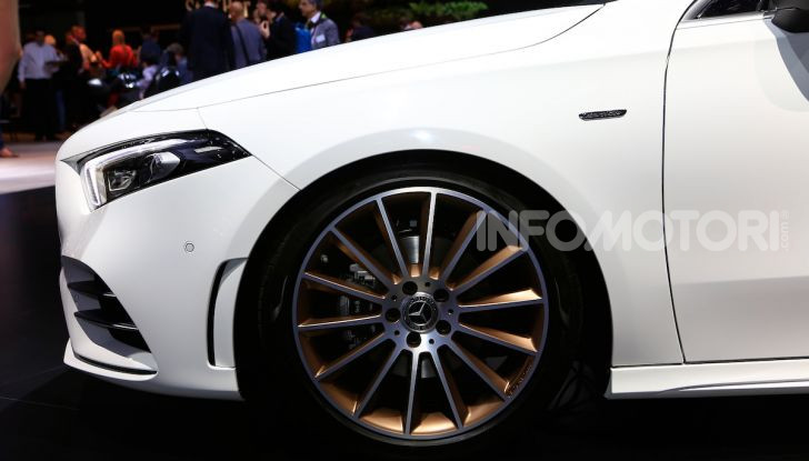 Nuova Mercedes Classe A Berlina 2018: Informazioni, motori e caratteristiche - Foto 3 di 11