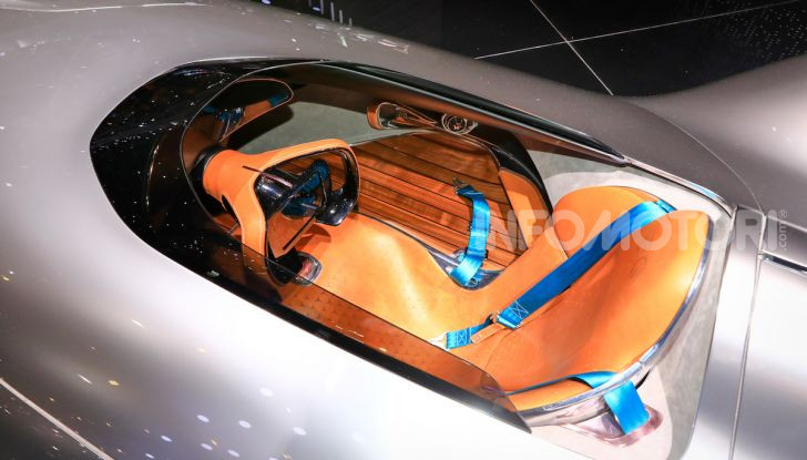 Mercedes Vision EQ Silver Arrow Concept - Foto 12 di 24