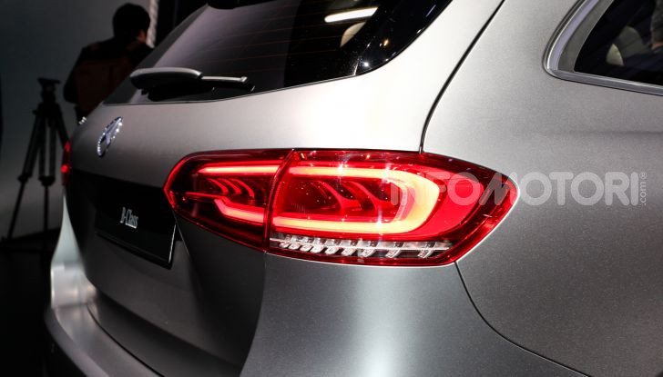 Mercedes Classe B 2019: più sportiva e tecnologica, ancora accogliente - Foto 14 di 20
