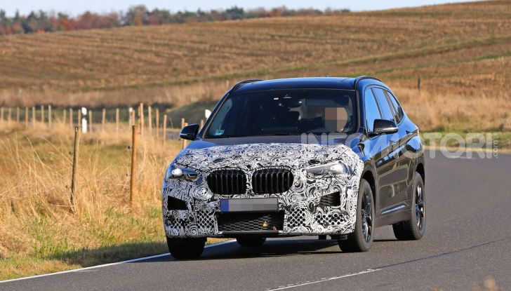 Nuova BMW X1, proseguono i test della futura generazione - Foto 11 di 24