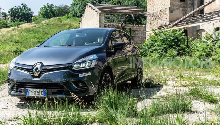 Renault Clio Duel 2018: Prova su strada della best-seller italiana con 90 CV - Foto 33 di 36