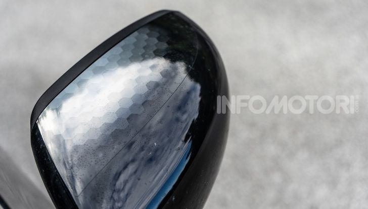 Renault Clio Duel 2018: Prova su strada della best-seller italiana con 90 CV - Foto 18 di 36